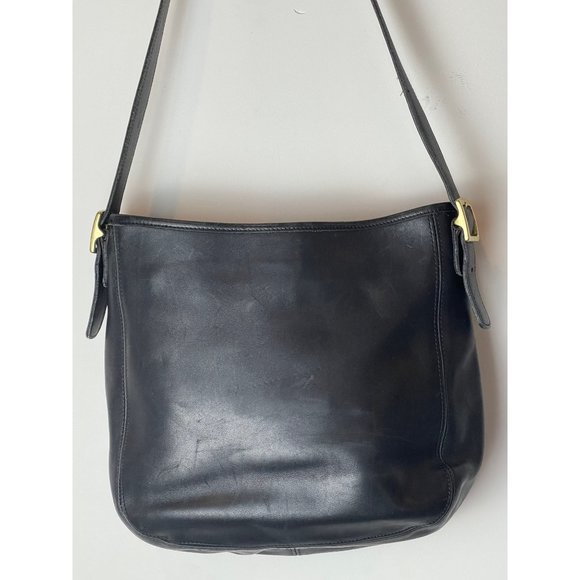 Coach Black Leather Classic Crossbody Messenger Bag With Adjustable Strap - Picture 4 of 15